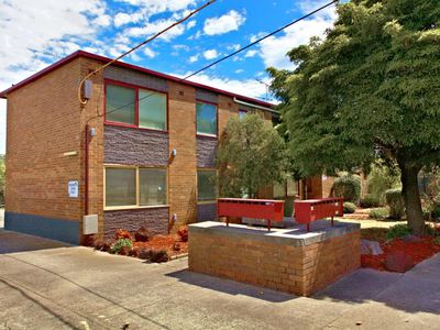 16/13 Ormond Road, West Footscray