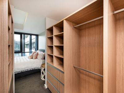 526 / 20 Anzac Park, Campbell