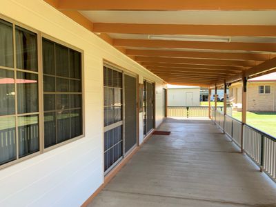 24 Burton St, Midge Point