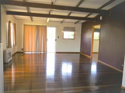 8 Short Street, Wooroolin