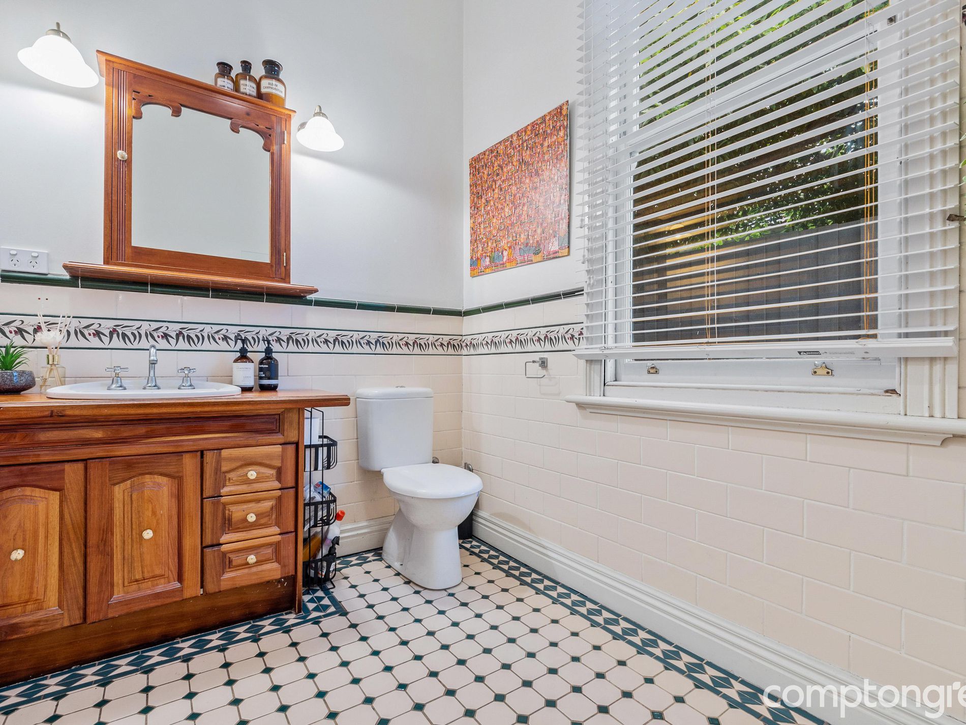 112 Railway Place, Williamstown