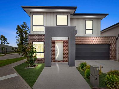 92 Flanagan Avenue, Officer