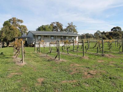 16 Boomerang Place, Heathcote