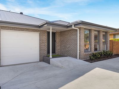 2 / 221a Maitland Street, Kurri Kurri