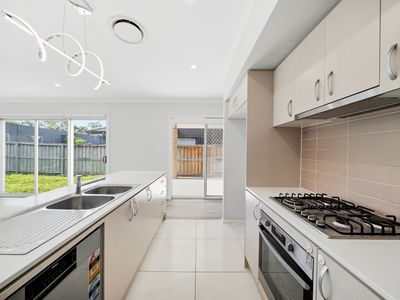 49 Summerland Crescent, Colebee