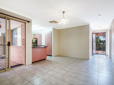 2B Eaglemont Drive, Swan View