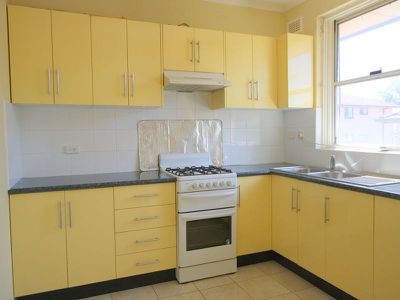 4 / 19 McKern Street, Campsie