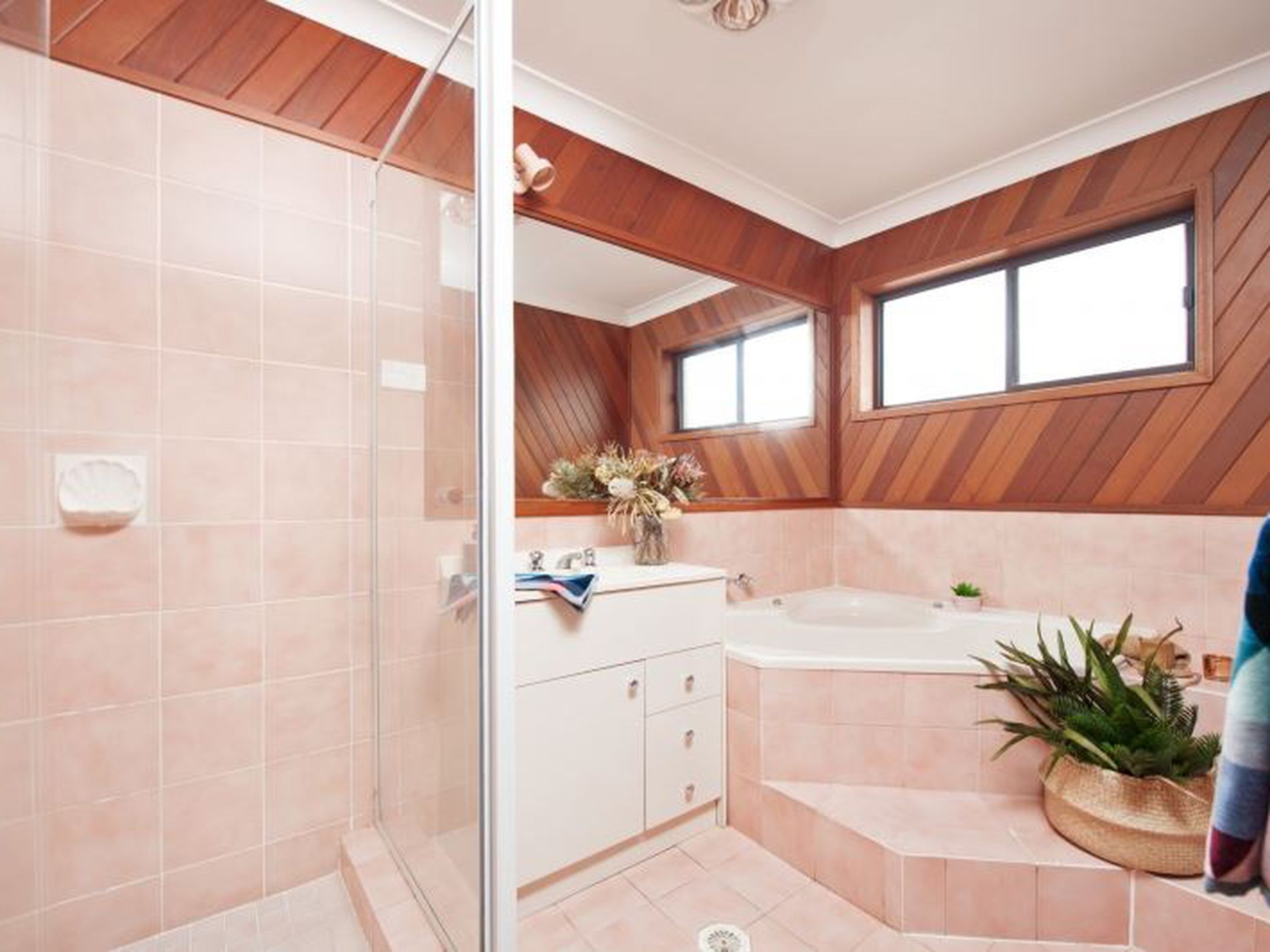 22 Leigh Crescent, Ulladulla