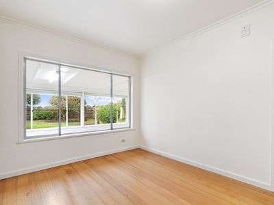 11 McGhee Street, Sale