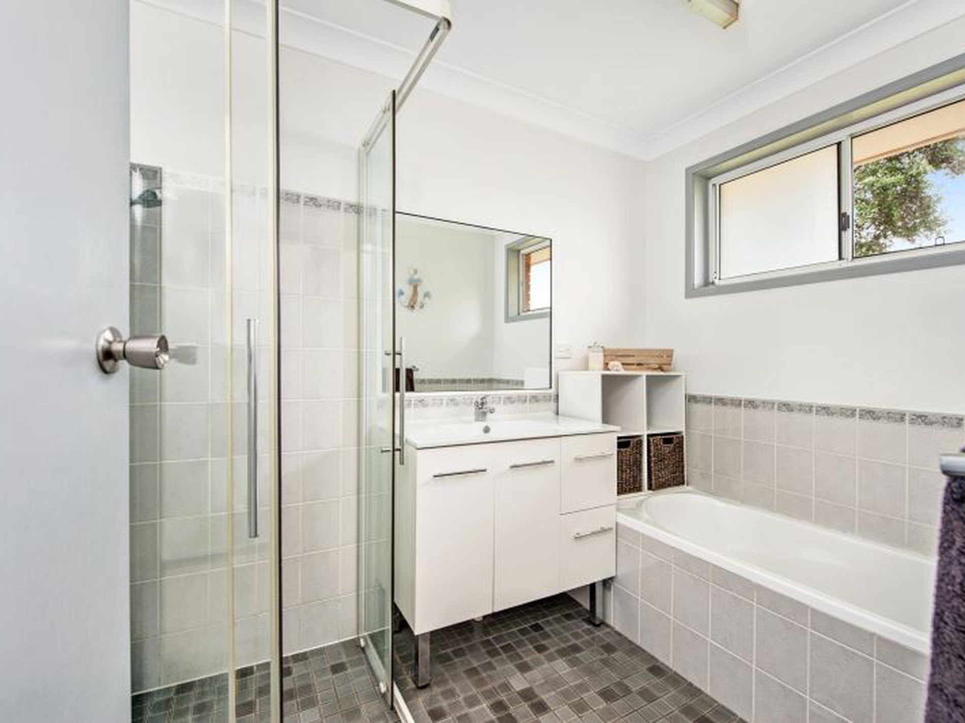 1 Carramar Crescent, Ulladulla