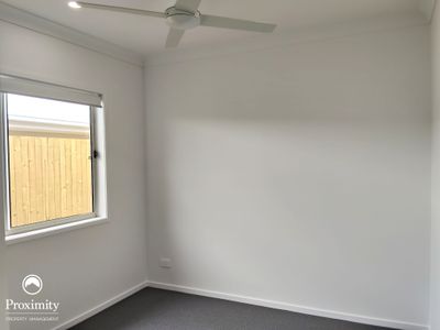 112 Barratt Drive, Greenbank