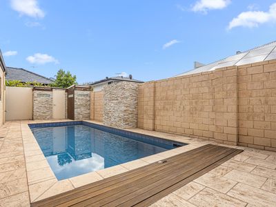 10A Reynold Road, Applecross
