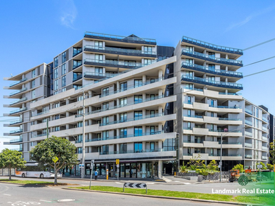 708 / 9 DRYBURGH STREET, West Melbourne