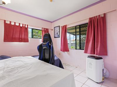 6 Yates Court, White Rock