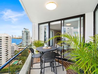 1402 / 41 Labrador Street, Labrador