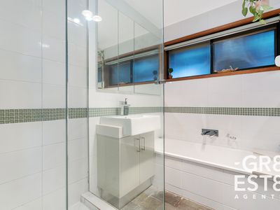 12 Francis Court, Narre Warren