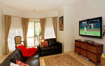 2 Hyland Court, Berwick