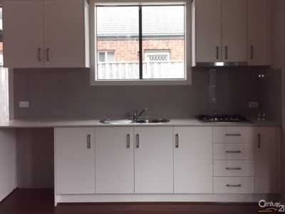 27S Westmoreland Avenue, Cranbourne North