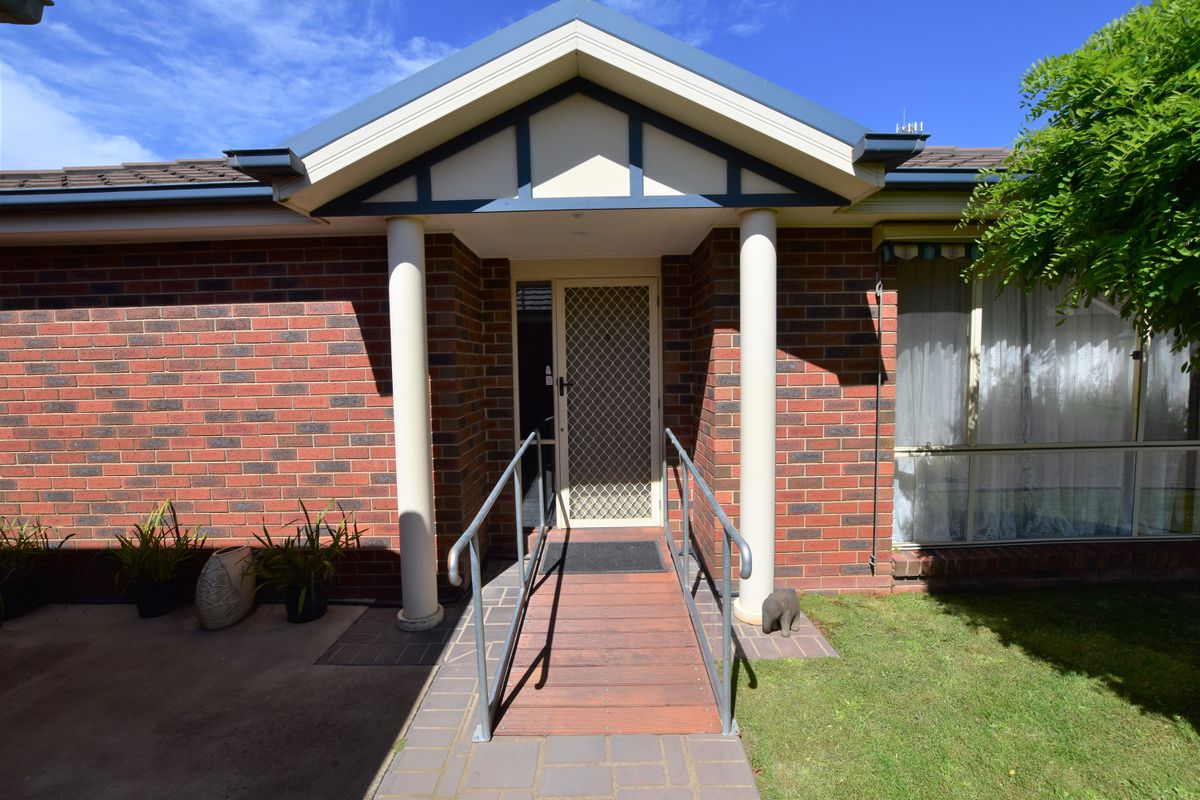 3 / 8-10 Unwin Street, Kyabram