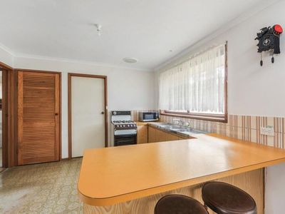 82 Atheldene Drive, St Albans