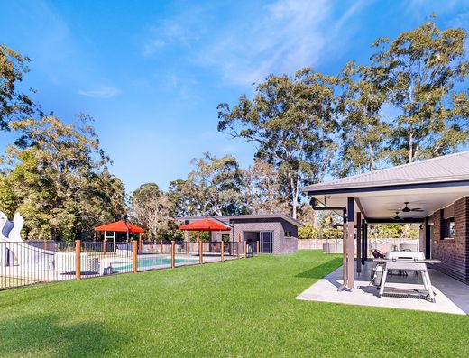 This is the life...Exceptional Cooroibah Home image 21