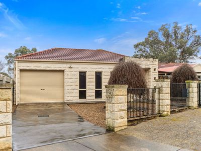 2 / 120 Railway Road, Tyabb