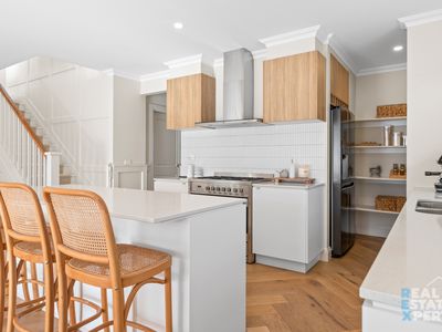 8 Alicante Street, Clyde