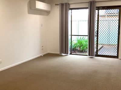 2 / 3 Arthur Street, Kingaroy