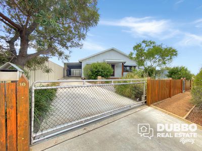 10 Abelia Court, Dubbo
