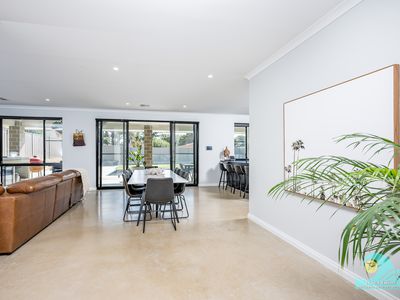 58 BRAZIER ROAD, Yanchep