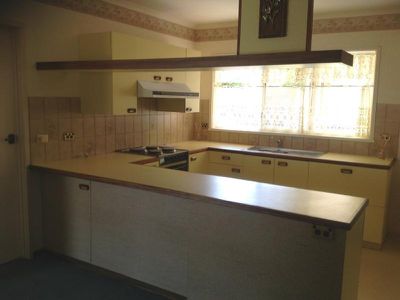 84 Reynolds Road, Belmont