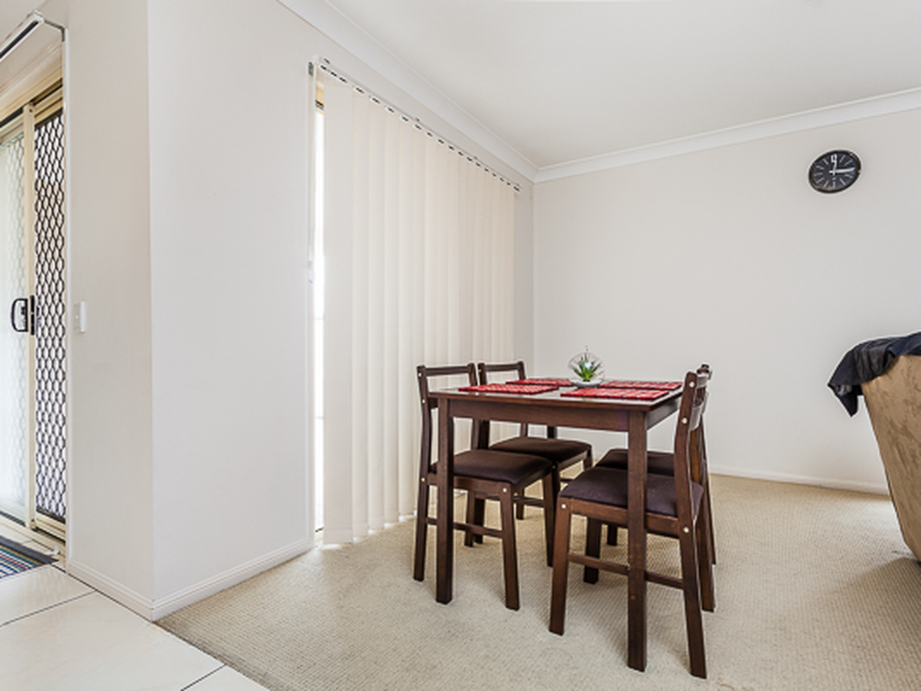 2/3 Lady Bowen Parade, Rothwell