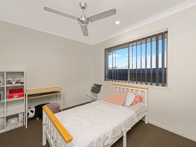 42 Augusta Boulevard, Pimpama