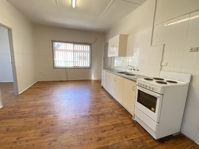 4 / 19 View Street, Lake Illawarra