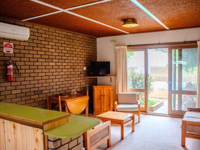 5 / 6-8 Buckland Drive, Mallacoota