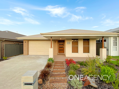 15 Windsail Lane, Vincentia