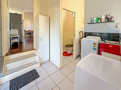 7 ROSE STREET, Atherton