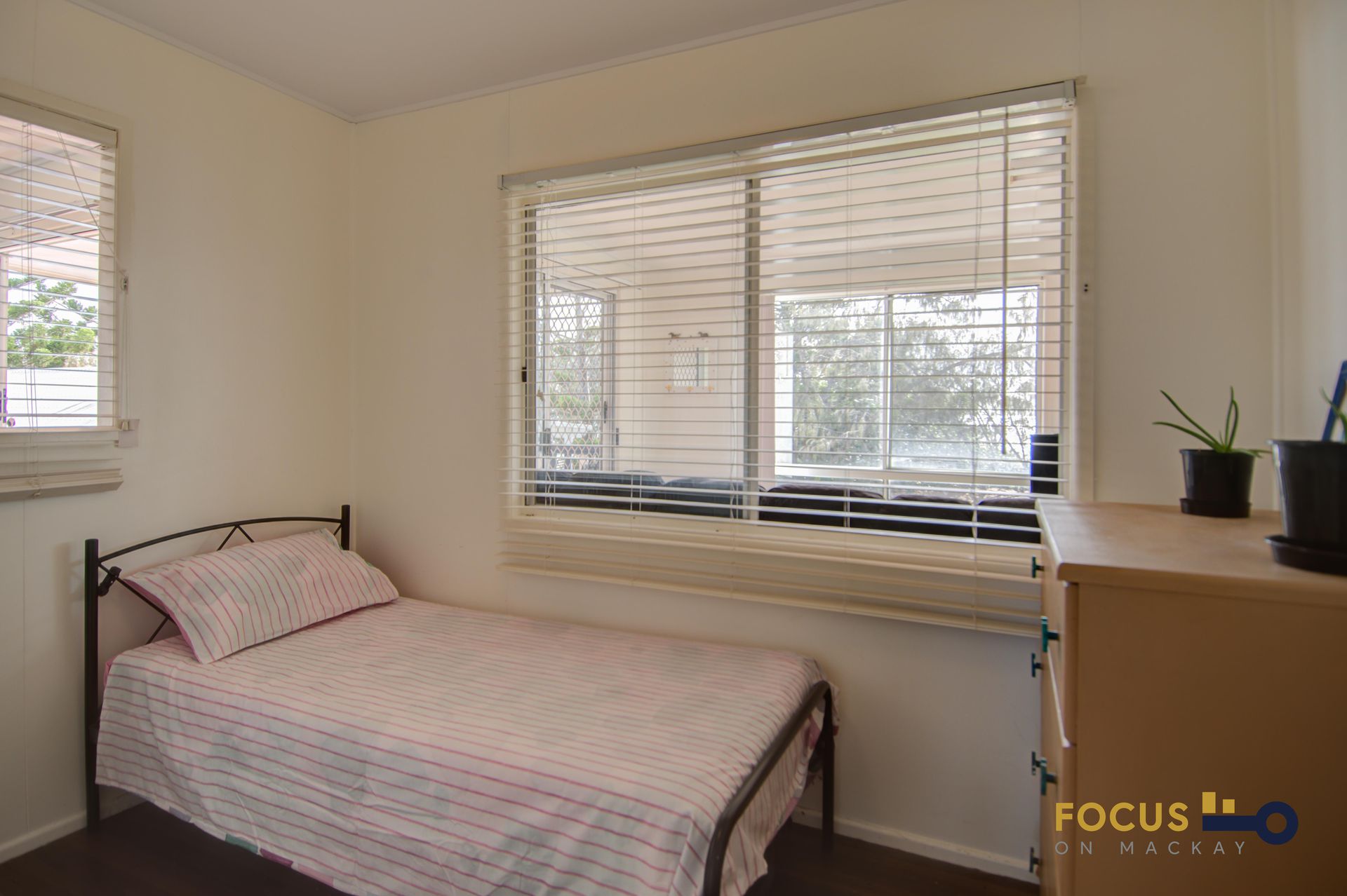 18 Owen Jenkins Drive, Sarina Beach