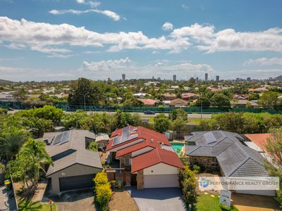 32 MOJAVE DRIVE, Burleigh Waters