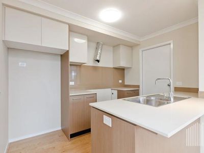 114 Moor Park Drive, Craigieburn