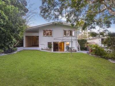 98 Brodie Street, Holland Park West