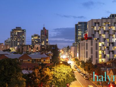 307 / 108 Bennett Street, East Perth