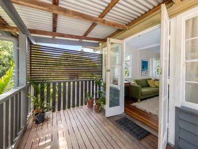 38 Pines Avenue, Cooroibah