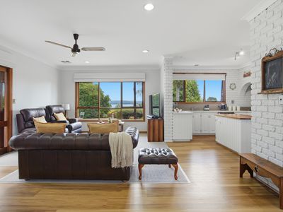 21 Swan Drive, Swan Bay