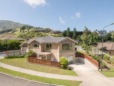 16 Saddleback Road, Todds Valley