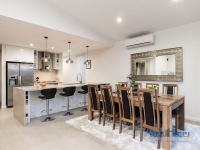 5 Mickleham Drive, Cranbourne North