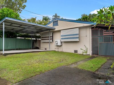 116 Pease Street, Manoora