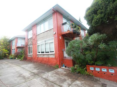 1 / 6 John Street, Elwood