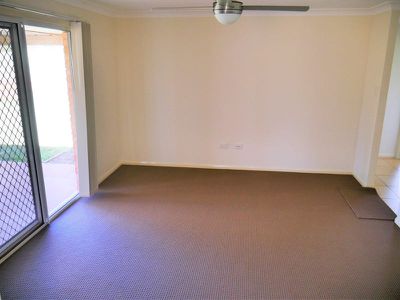 42-44 Premier Dve, Kingaroy