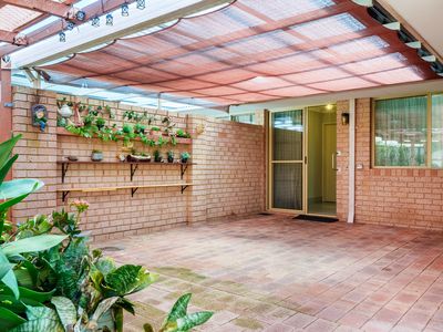 2B Eaglemont Drive, Swan View